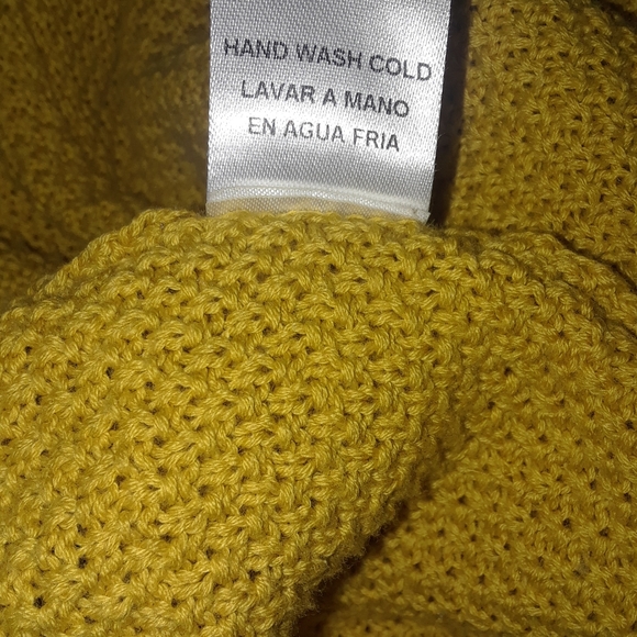 Ellison knitted pullover in gold (m) - Picture 7 of 8